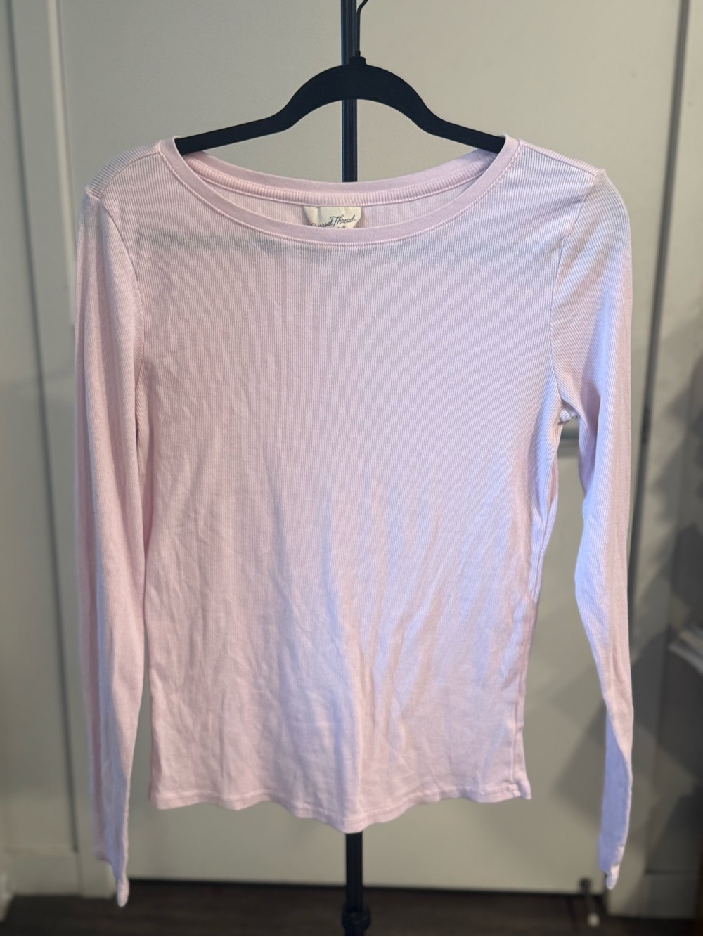 Universal Thread Pale Pink Long Sleeve Crewneck Top